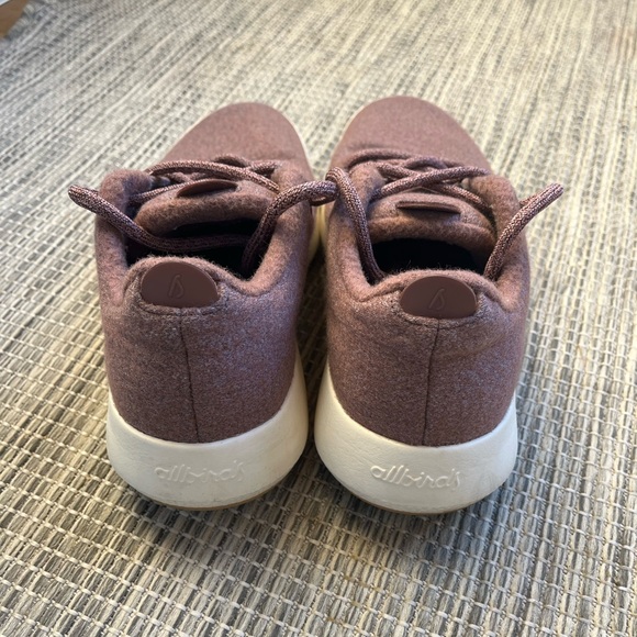 Allbirds Tree Runners - Picture 2 of 3